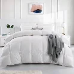 Best deal 🎁 Puredown 93% White Goose Down Winter Comforter (800FP) Baffled Box 😍